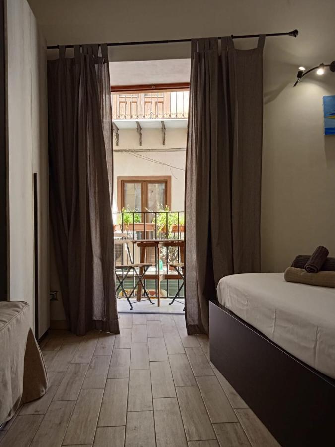 Strelitzia Apartment *