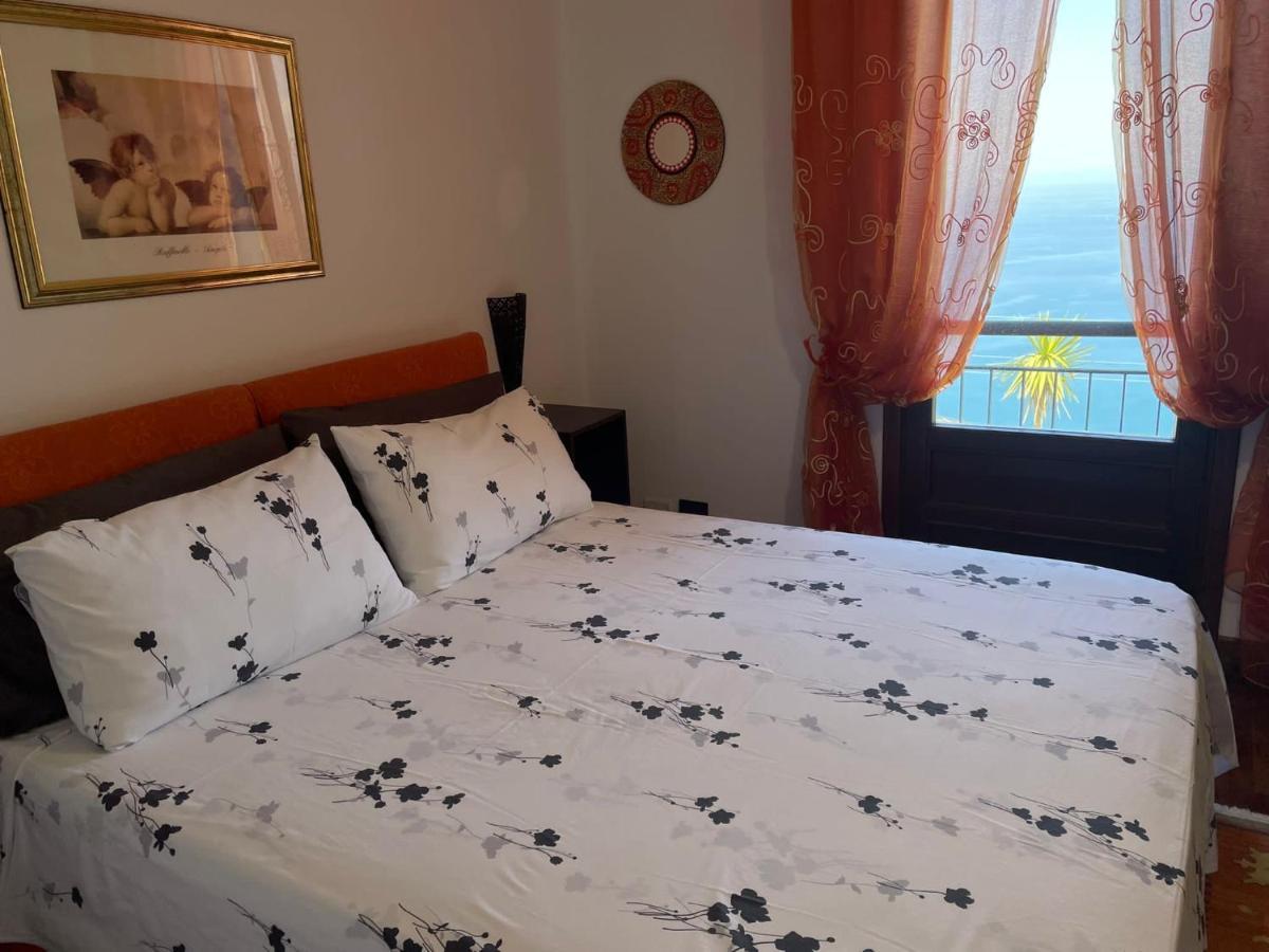 Roomantic & Piscina Idromassaggio Bed & Breakfast Cefalu