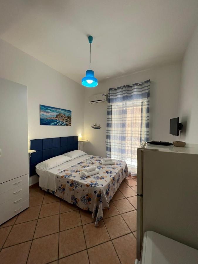 Artista Apartment