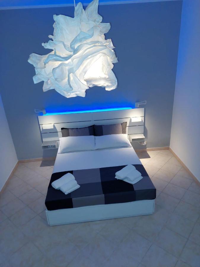 Sikelia House Apartamento Cefalù