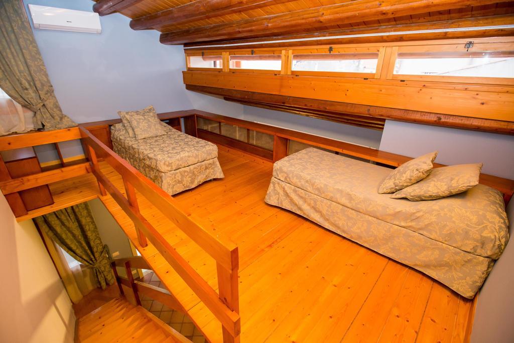 Palazzo Raho Guest house 2*