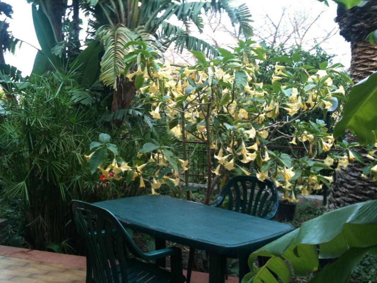 Stanza In Con Giardino Vista Mare Acomodação com café da manhã 