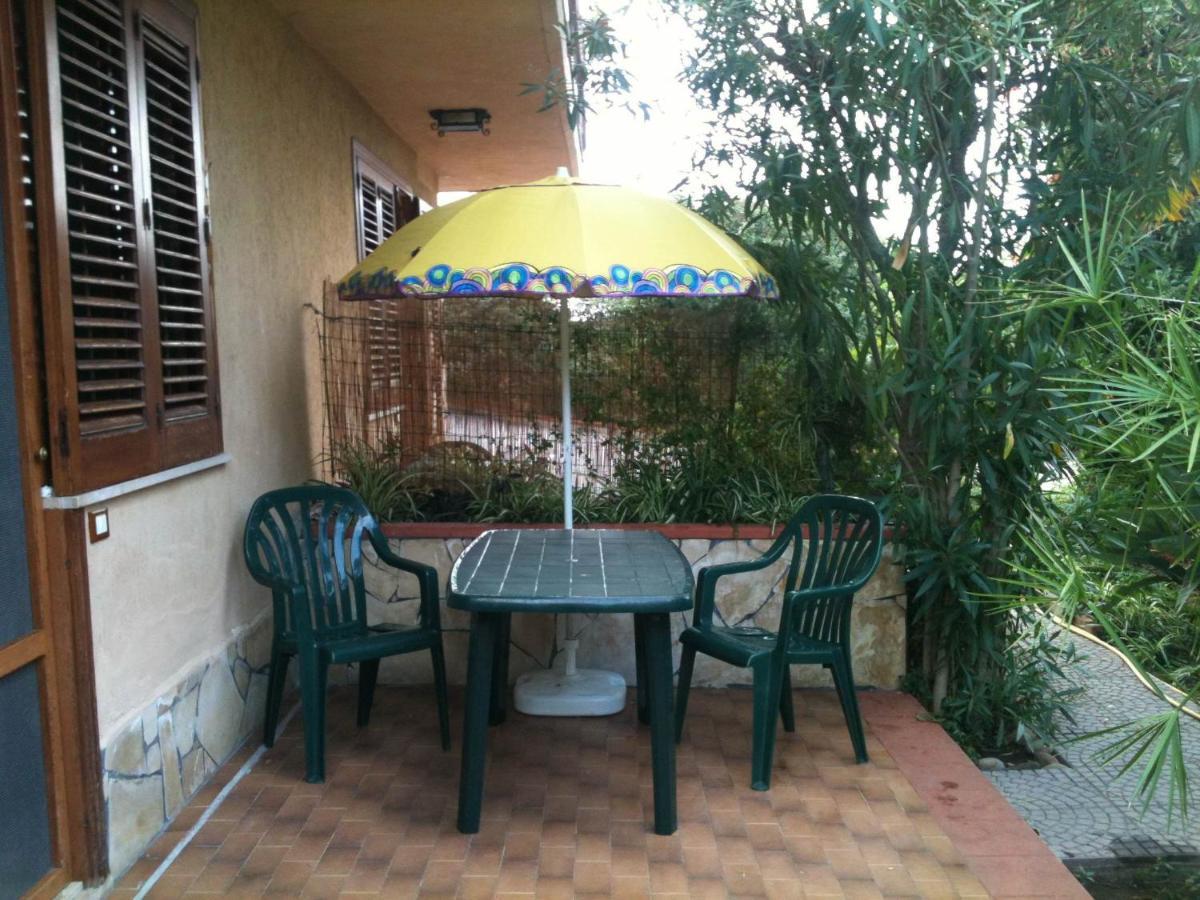 Acomodação com café da manhã  Stanza In Con Giardino Vista Mare