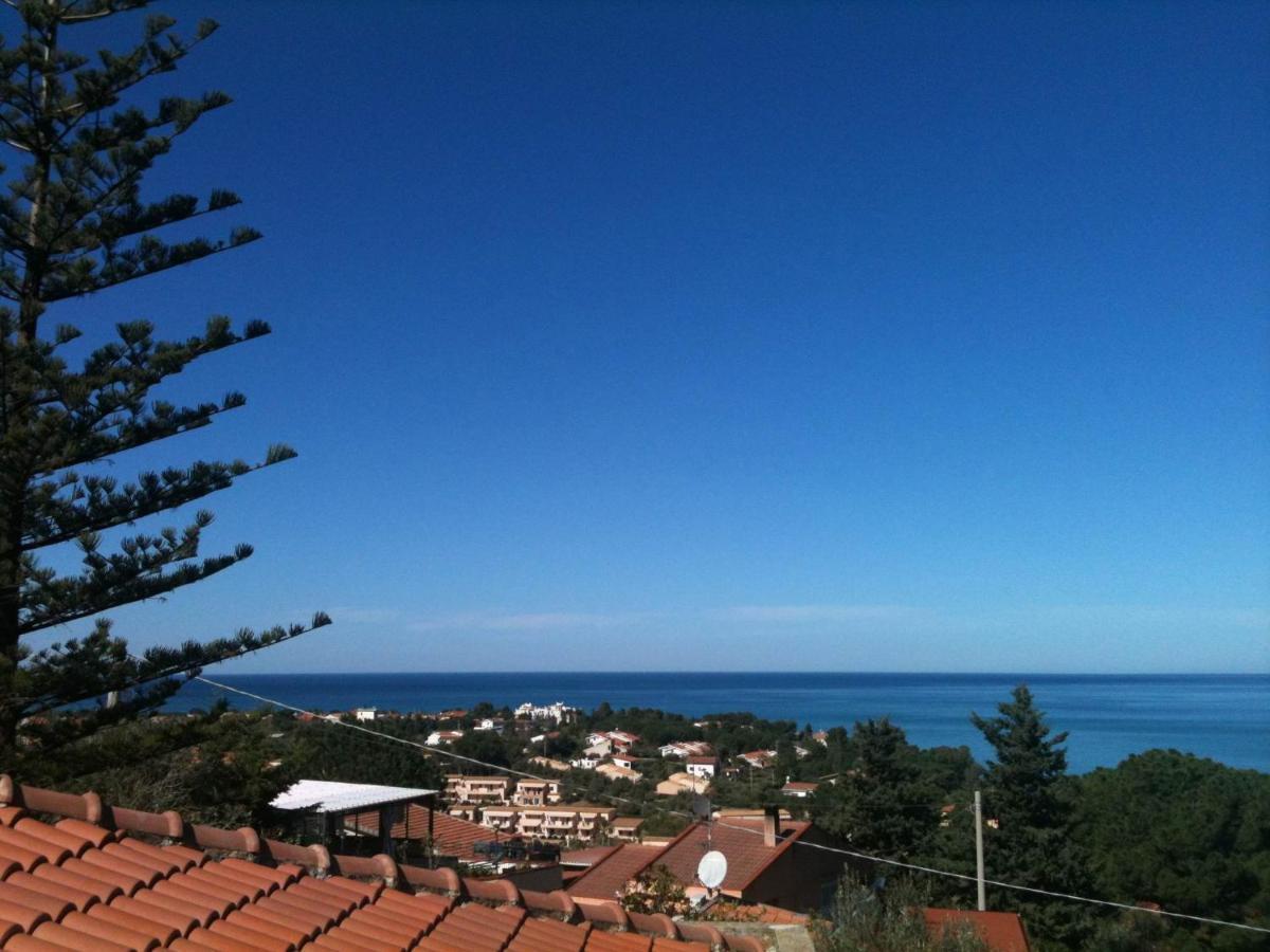 Acomodação com café da manhã  Stanza In Con Giardino Vista Mare