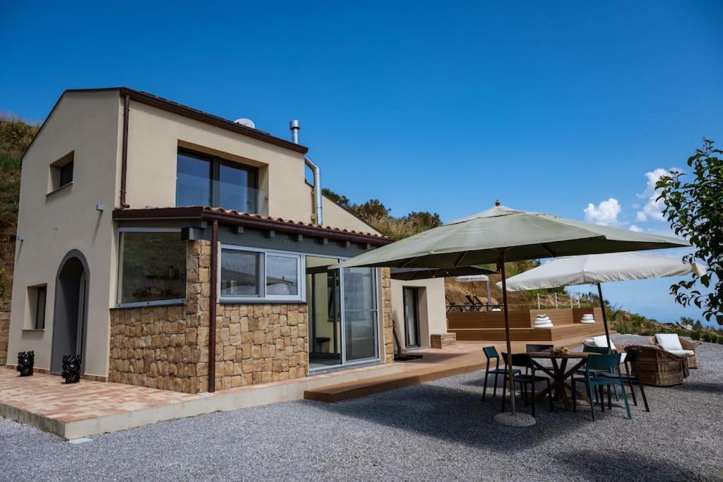 Magliolo Villa *