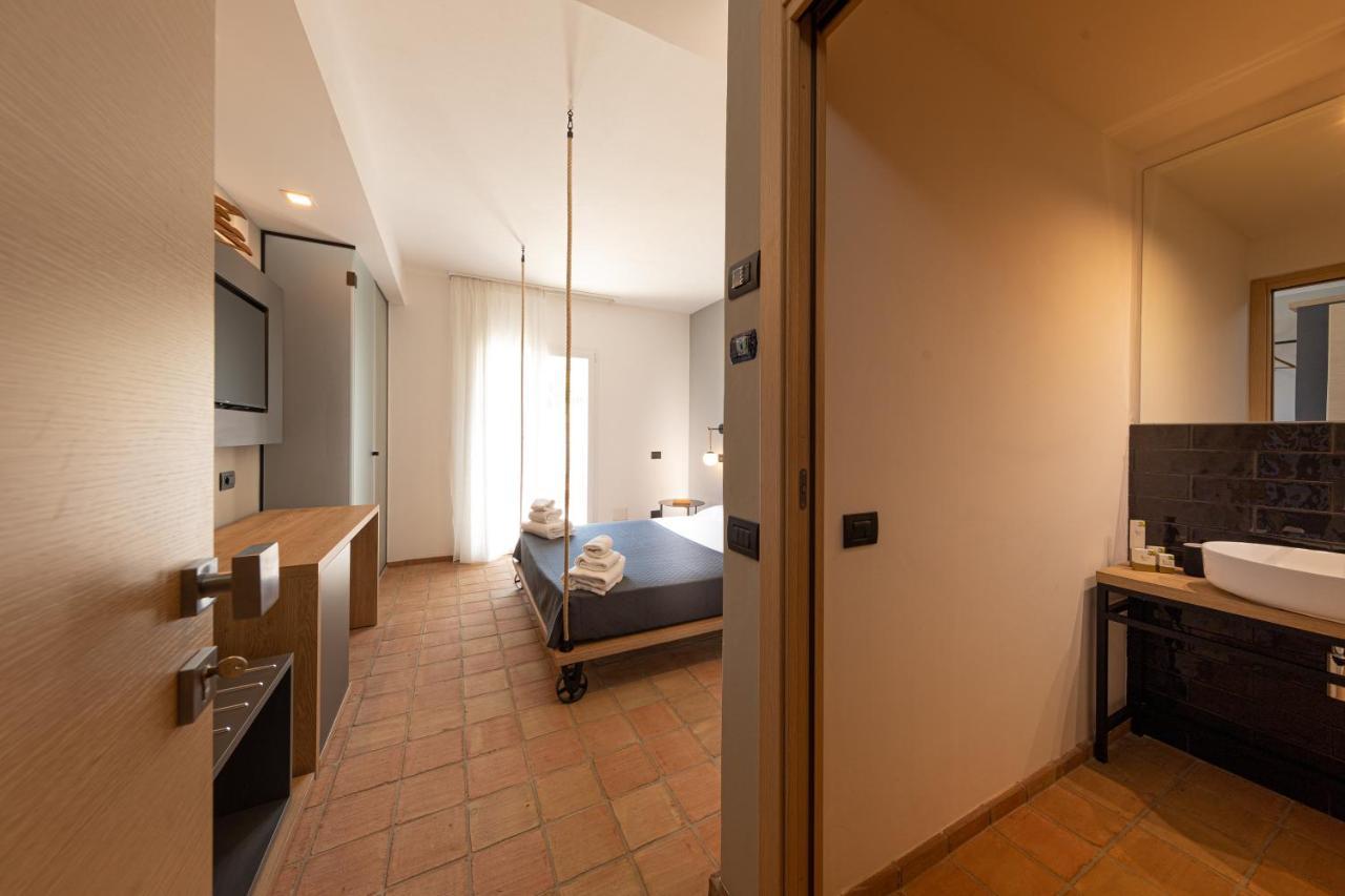 Toto Hotel