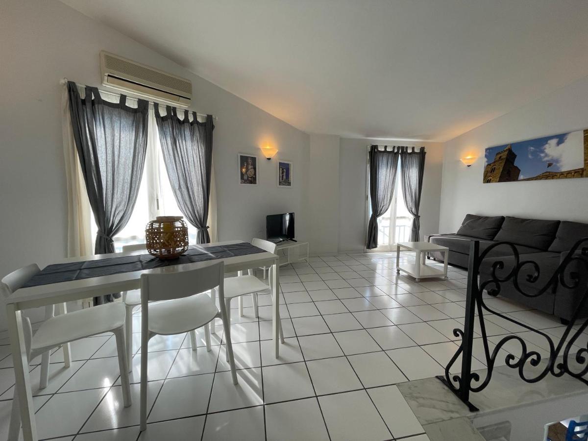 Apartment Il Balcone Al Molo Cefalu