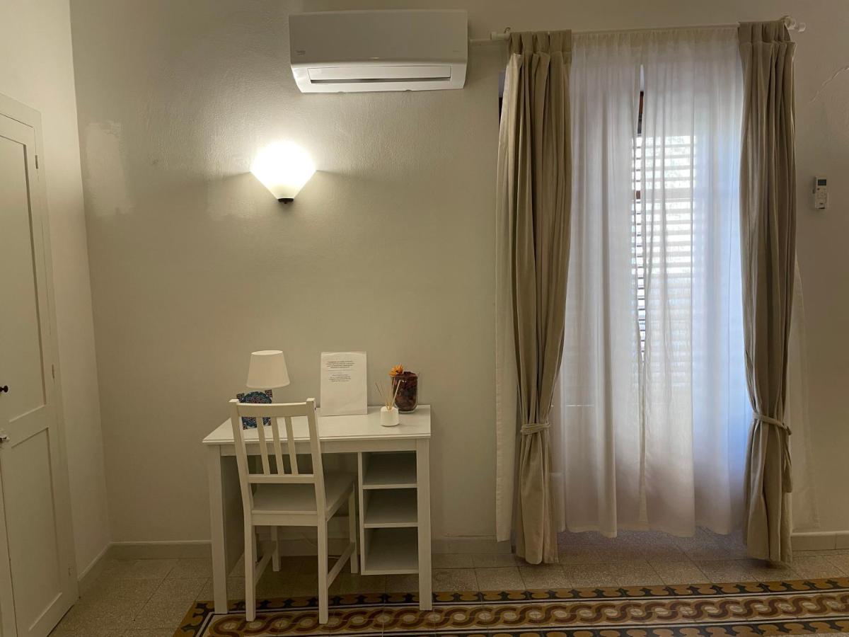 Il Balcone Al Molo Apartment *