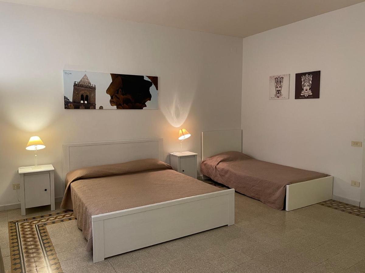 Il Balcone Al Molo Apartment