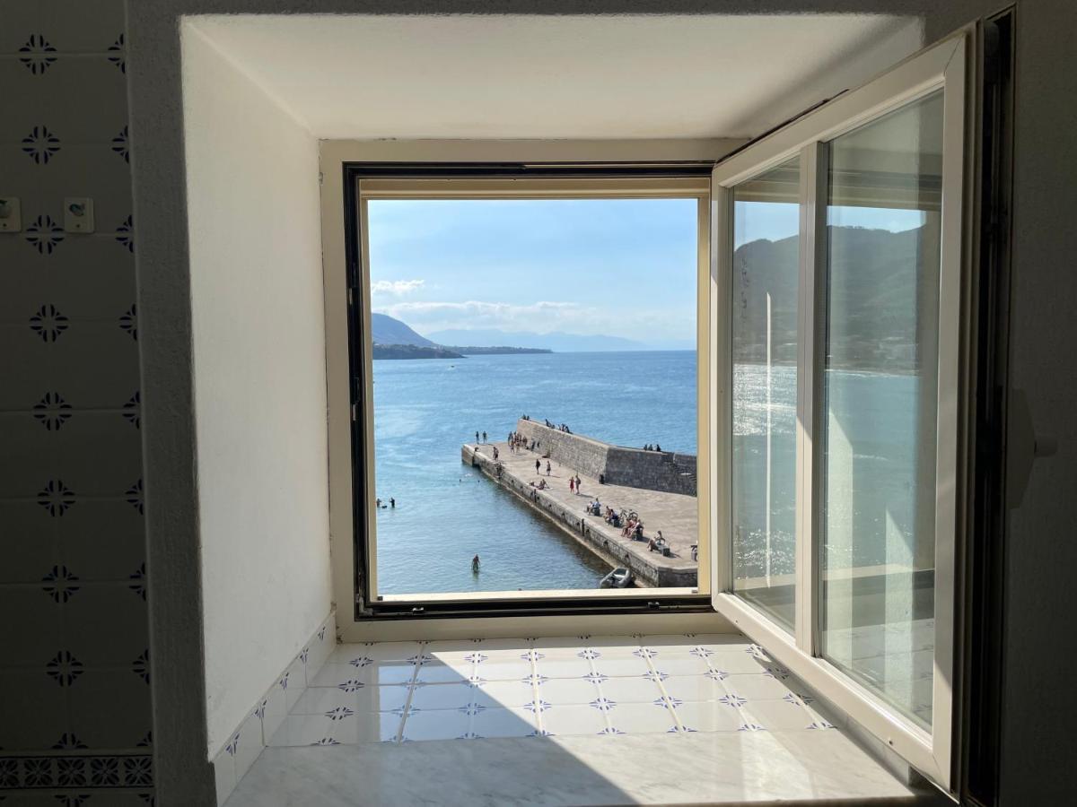 Il Balcone Al Molo Apartment