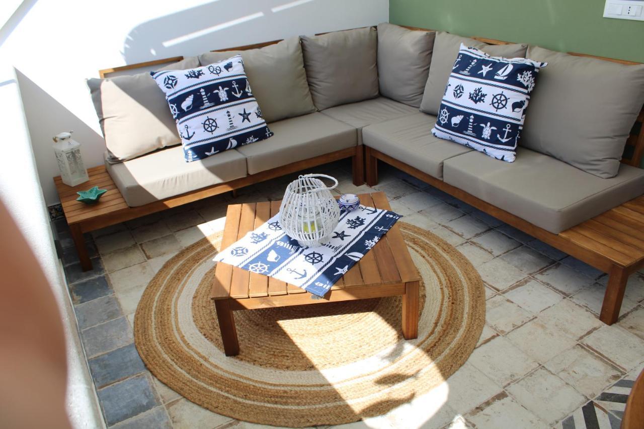 Seaside Apartment *