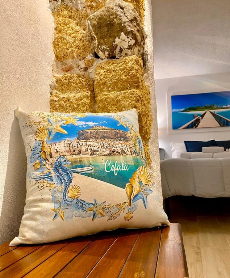 Carbonari House Cefalu