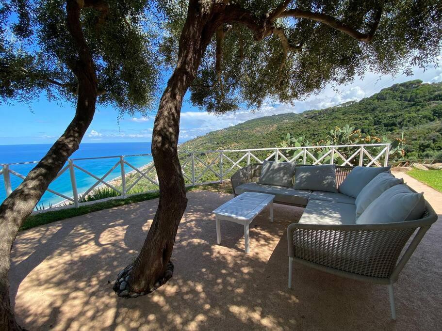 - Luxury Seaview X10 Villa *