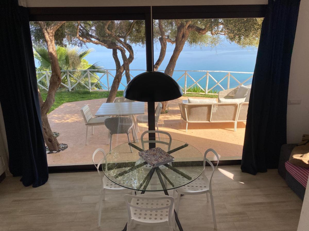 - Luxury Seaview X10 *
