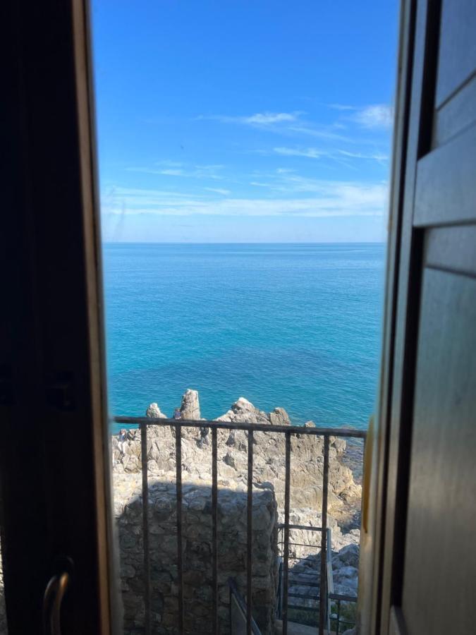 Balcone Sulla Scogliera * Cefalu
