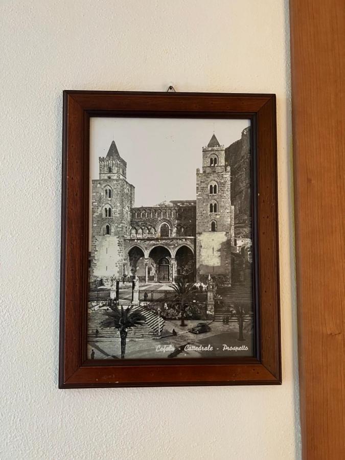Balcone Sulla Scogliera Cefalu