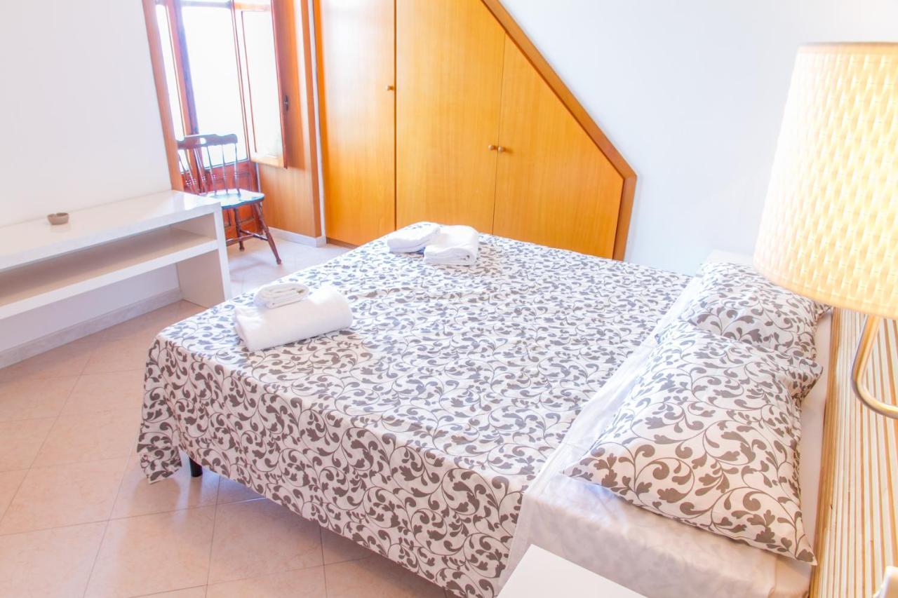 77 Guest house