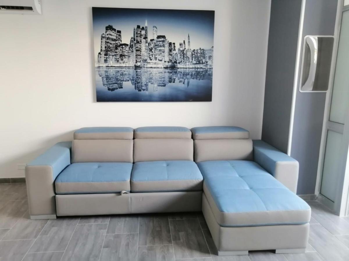Attico Ardesia Apartment *