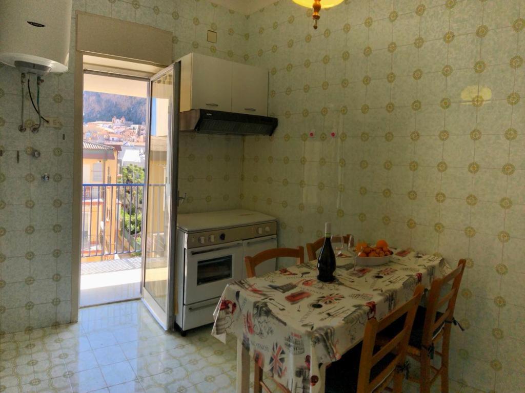 Lungomare Apartment *