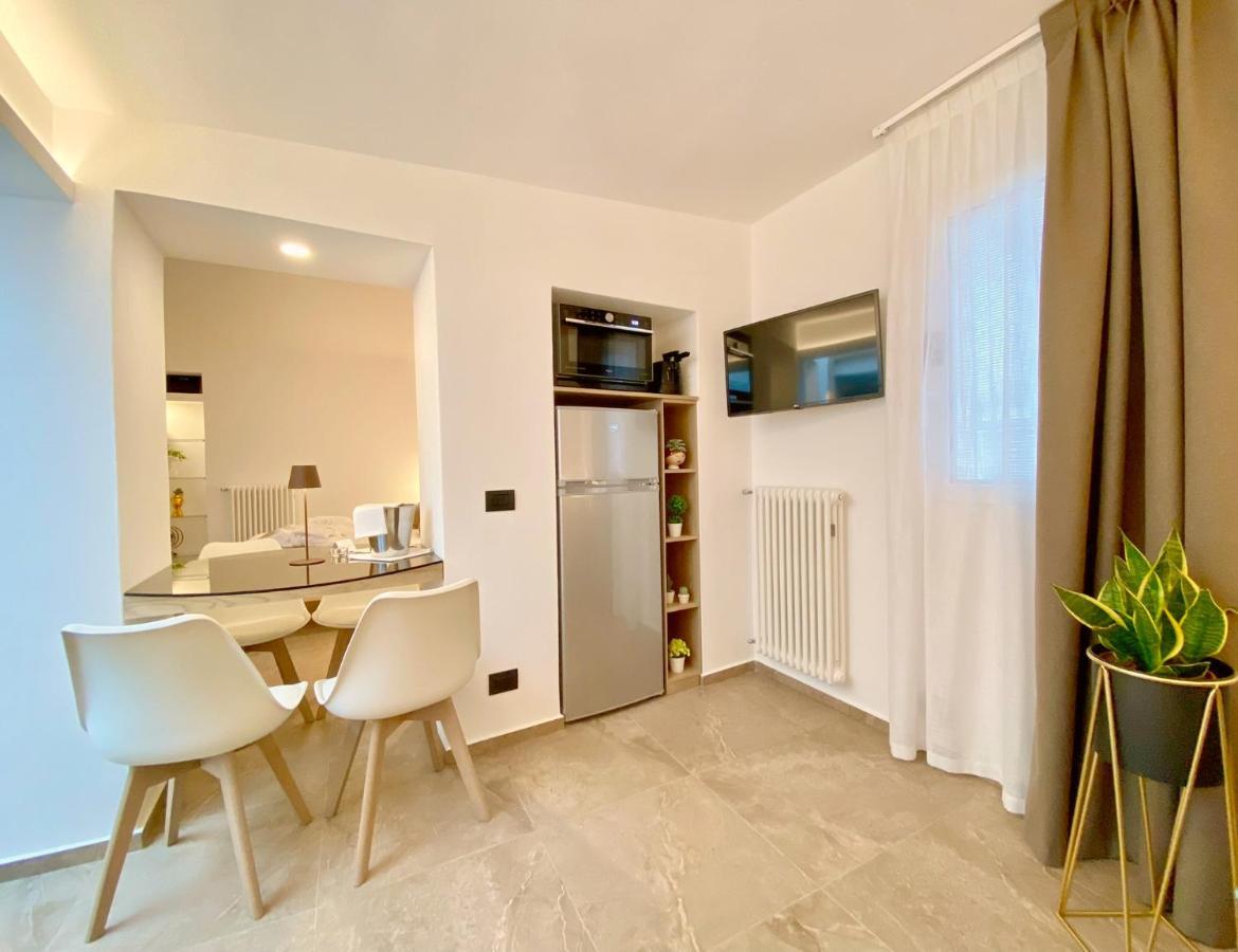 Meravigghia Apartment *