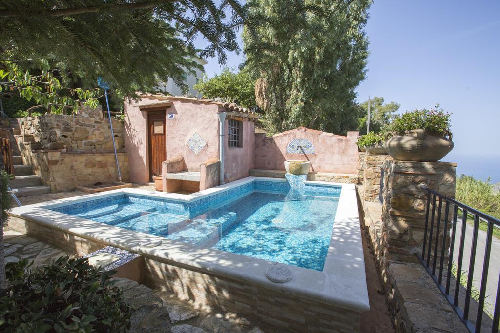 Villa Degli Artisti Cefalu