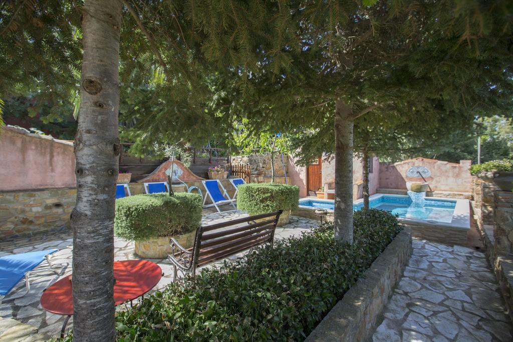 Villa Degli Artisti *