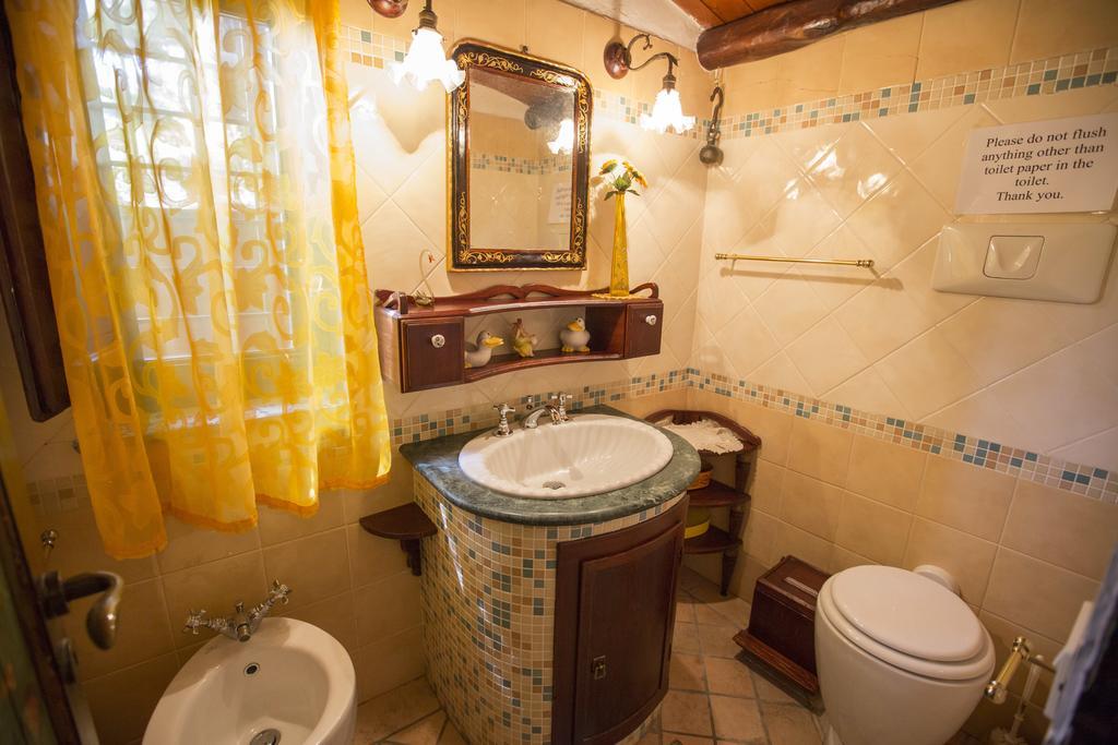 Degli Artisti Villa *