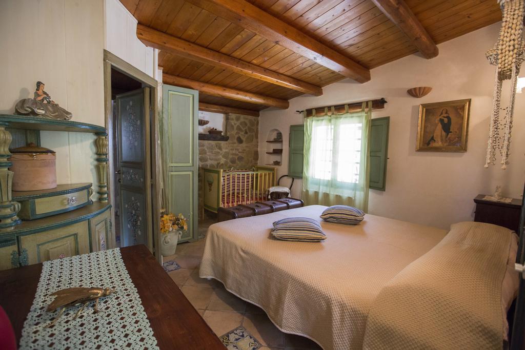 Degli Artisti Villa *