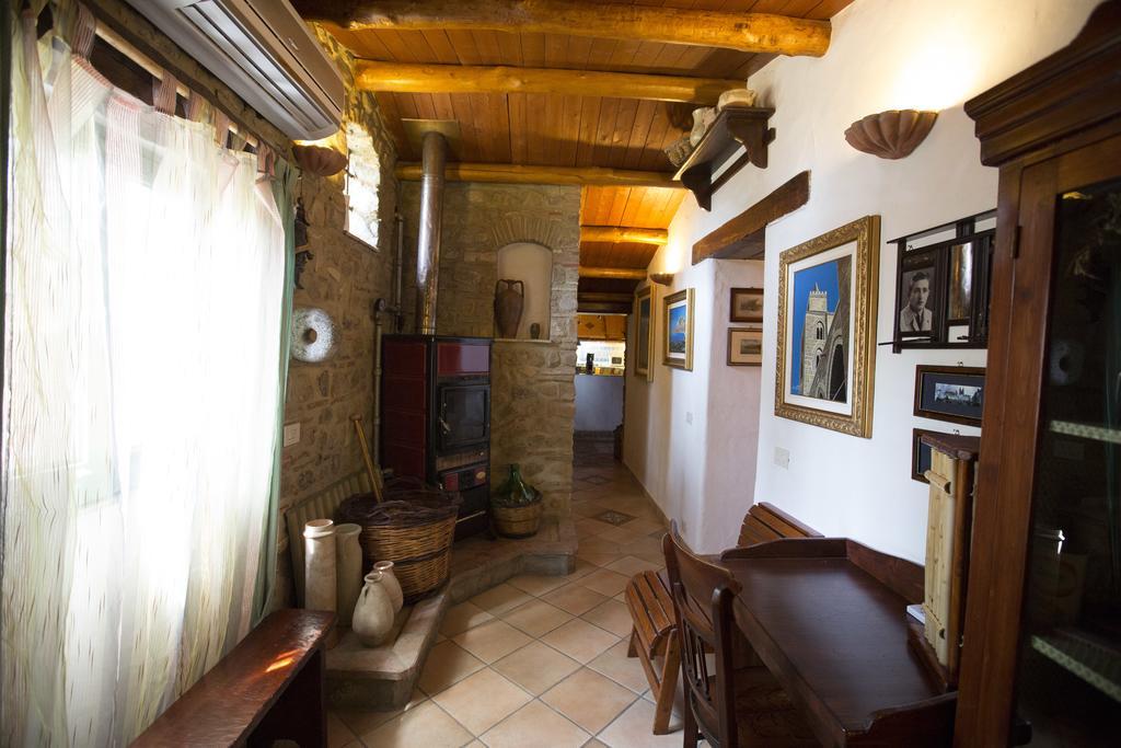 Degli Artisti Villa Cefalu