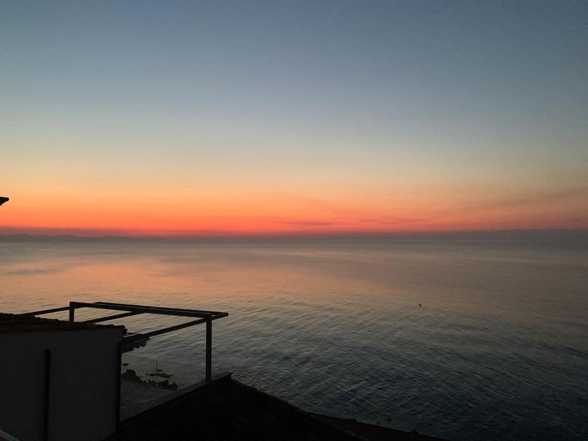 Tramonto Sul Mare By Caseserio Cefalù