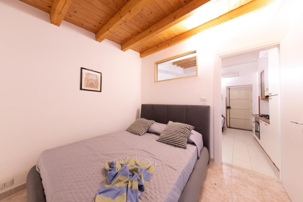 Carrettieri 9 * Cefalu