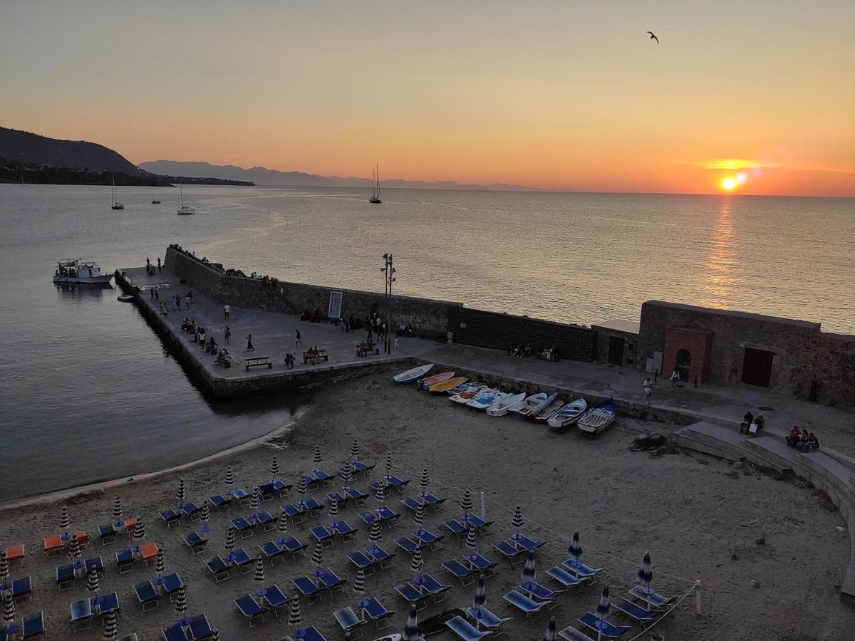 Tramonto Marina * Cefalu