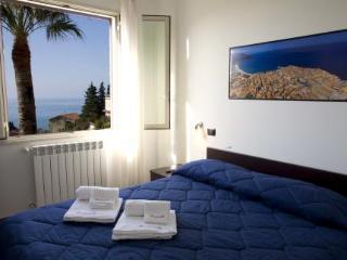 Bouganville Bed & Breakfast 3*