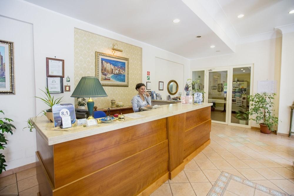 Hotel Mediterraneo 3*