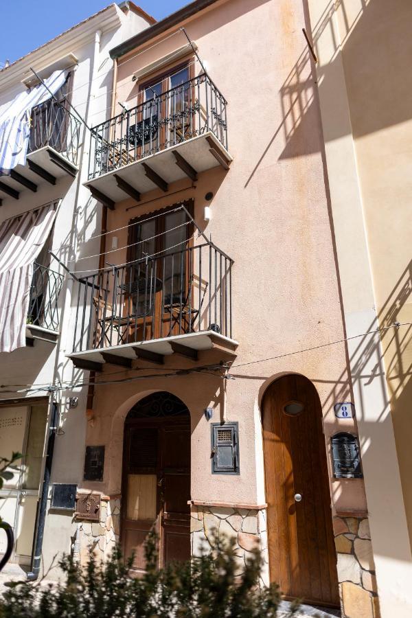 Aurora House Loft * Cefalu