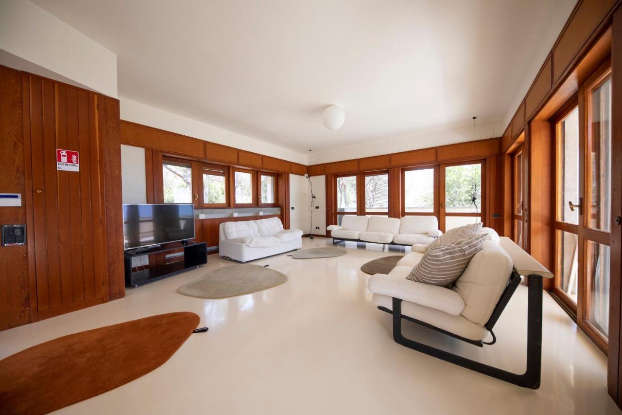 Casa Mitra