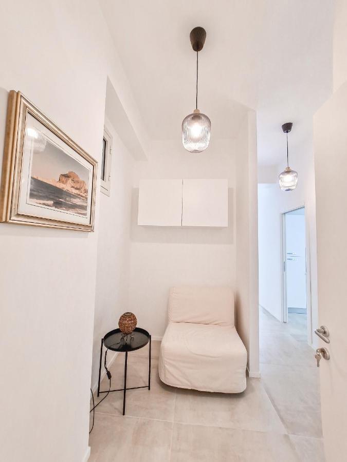 Holy Dove Apartment