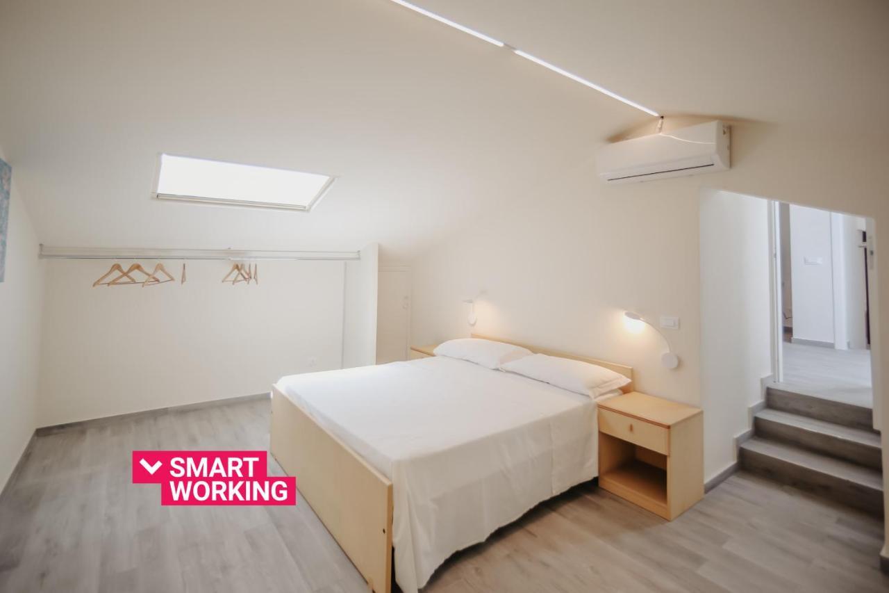 Modern With Exclusive Terrace By Wonderful Italy Apartment *