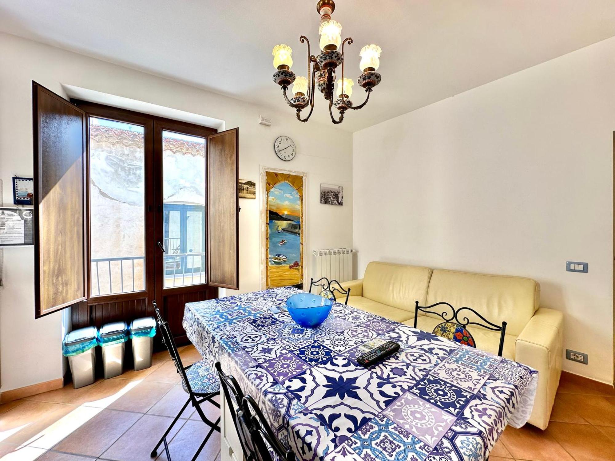 Casa Marzia By Housilia Cefalu