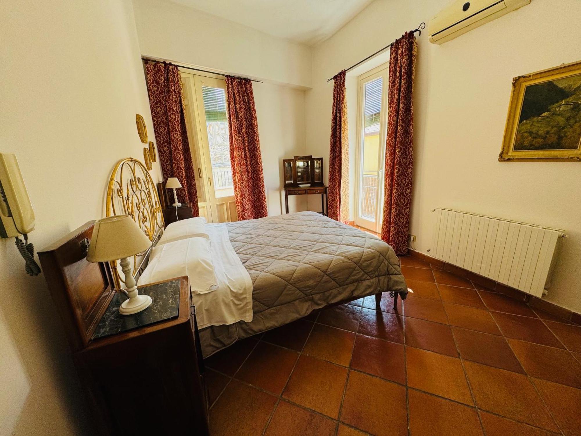 Penthouse Duomo Apartment Cefalù