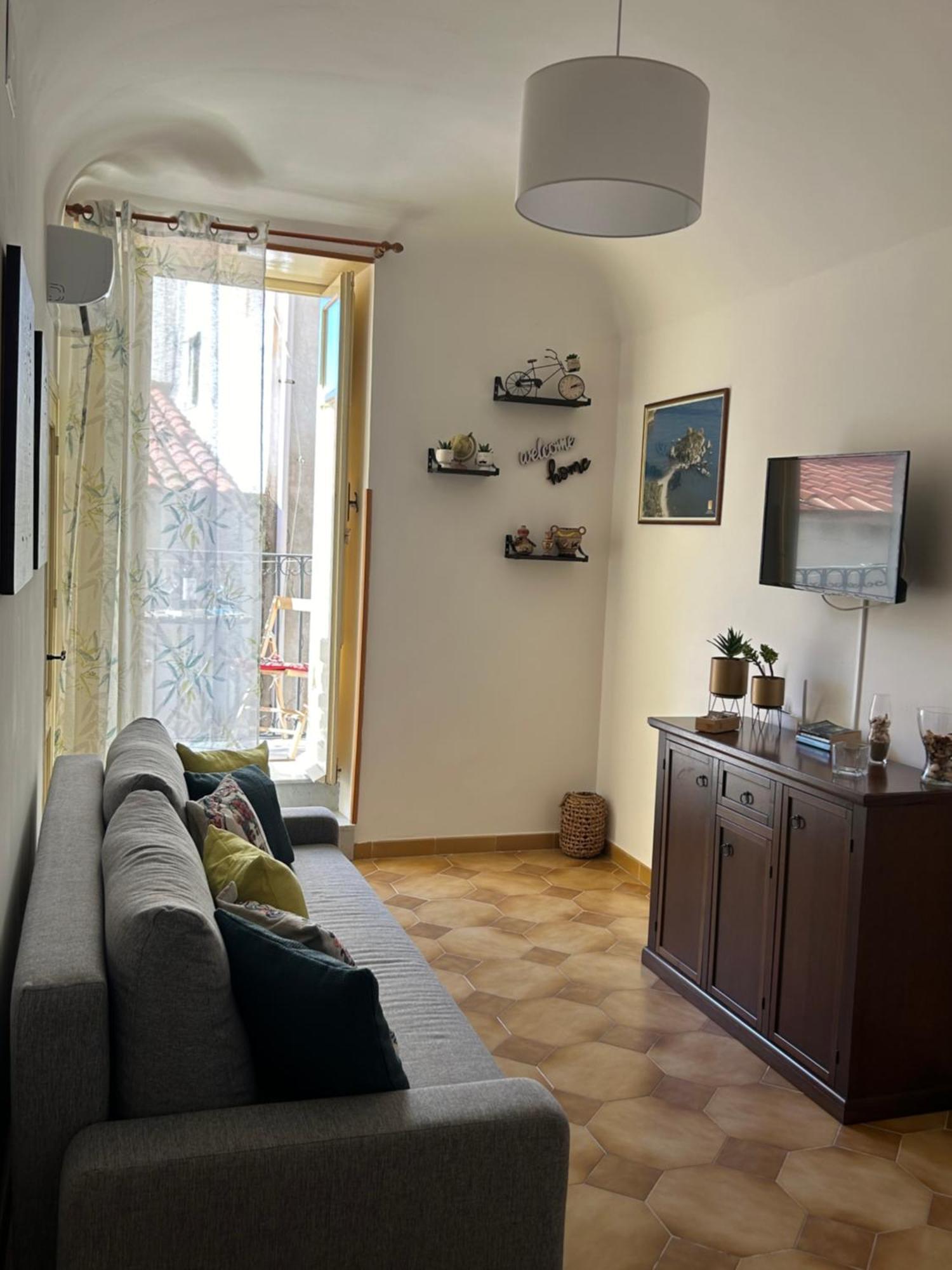 Dans Les Venelles Apartment