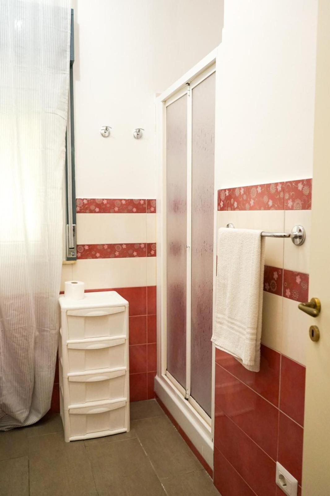 Rael Apartment