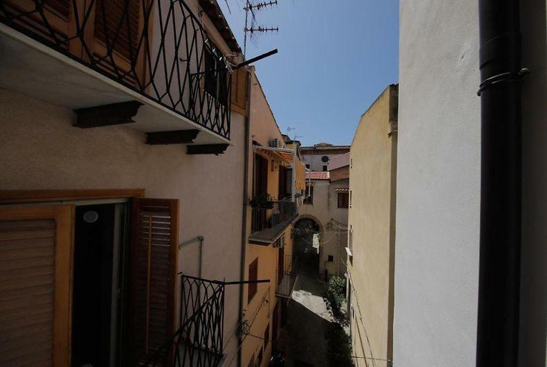 Tower Sea View Apartment Cefalù