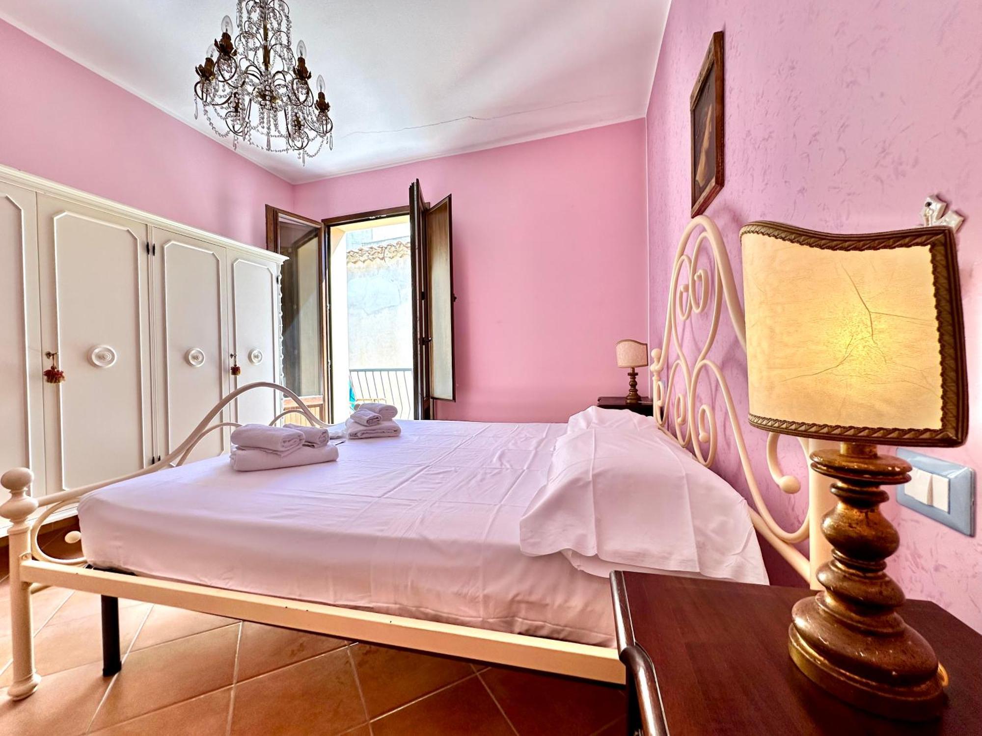 Casa Marzia By Housilia Cefalu