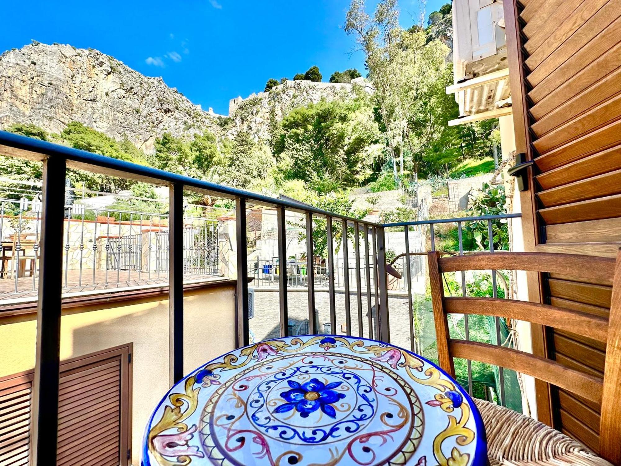 Casa Le Maioliche By Housilia Cefalu