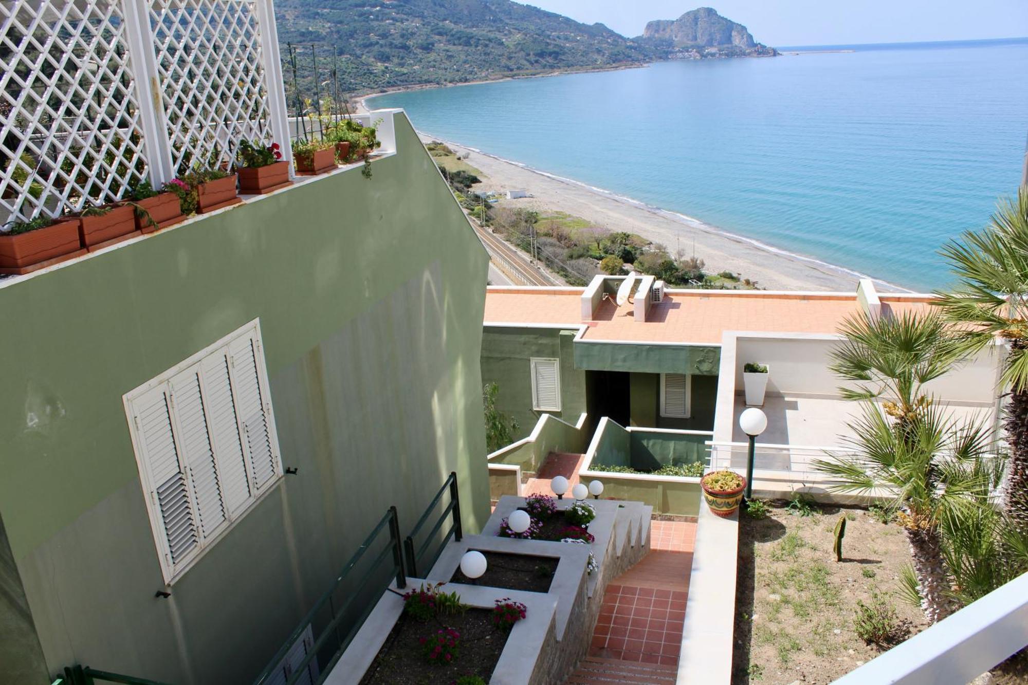 Seaside Oasis Appartamento *