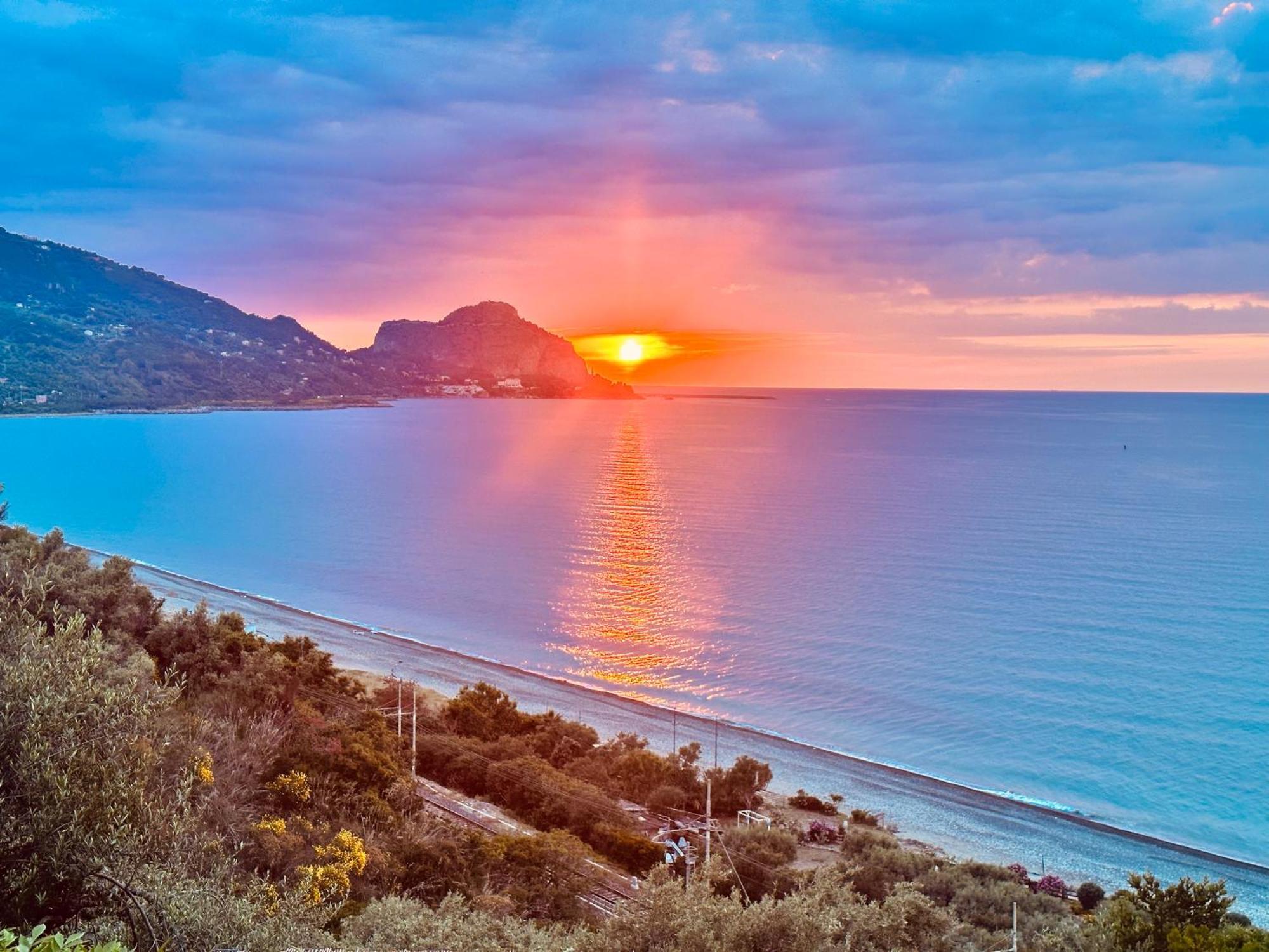 La Casa Del Mar Aparthotel Cefalù