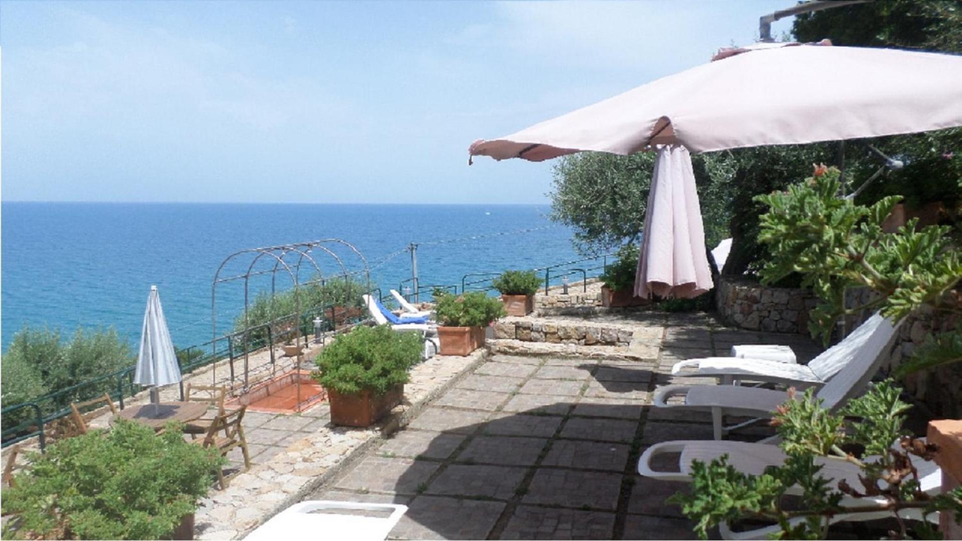 Aparthotel La Casa Del Mar