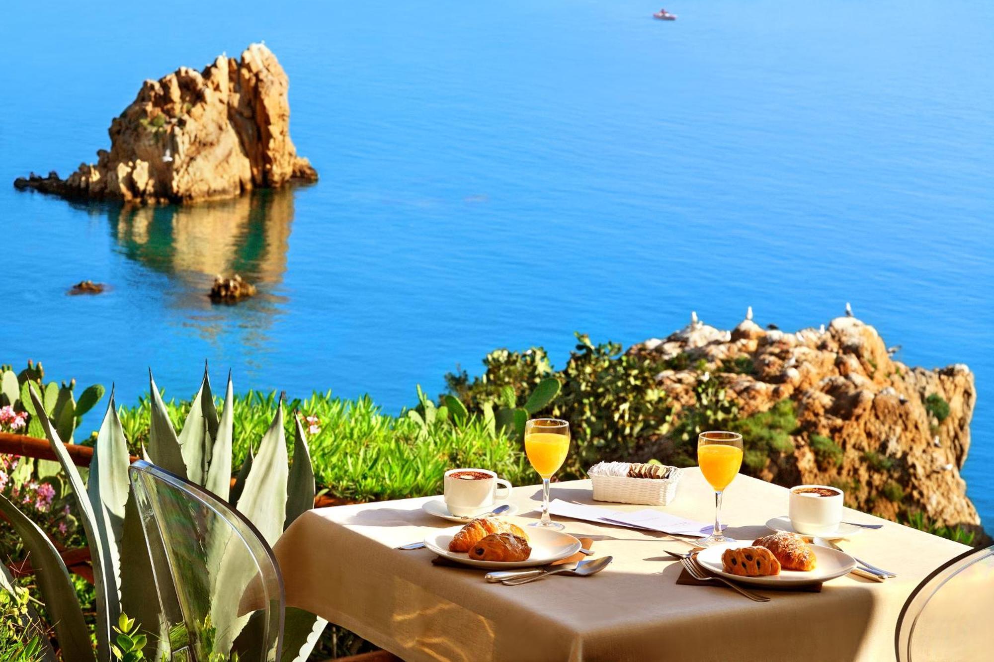 Le Calette Bay Cefalu