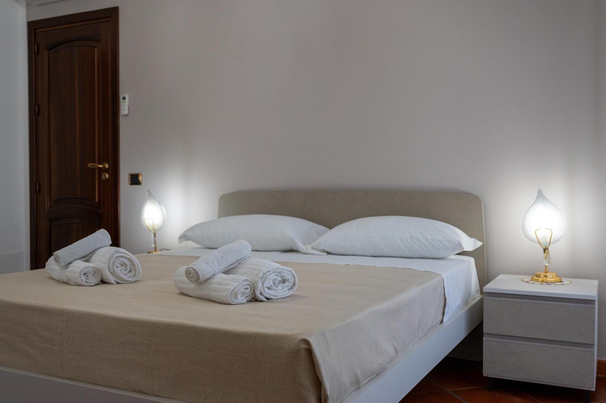 Apartment Tramonto Marina Cefalu